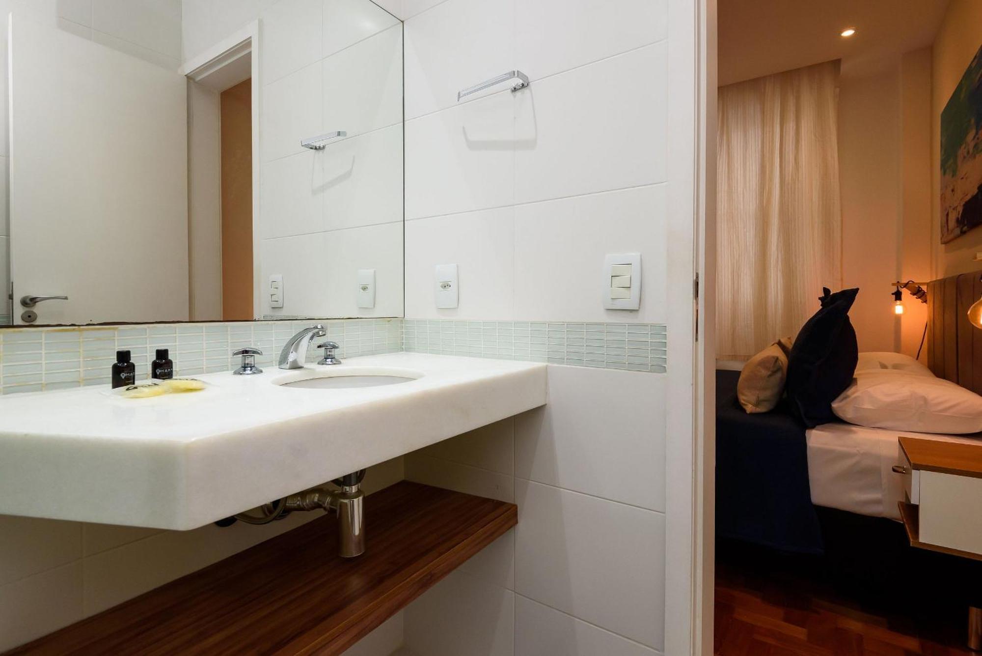 2 Quartos No Leblon A 300m Da | Adp 386/603 Apartamento