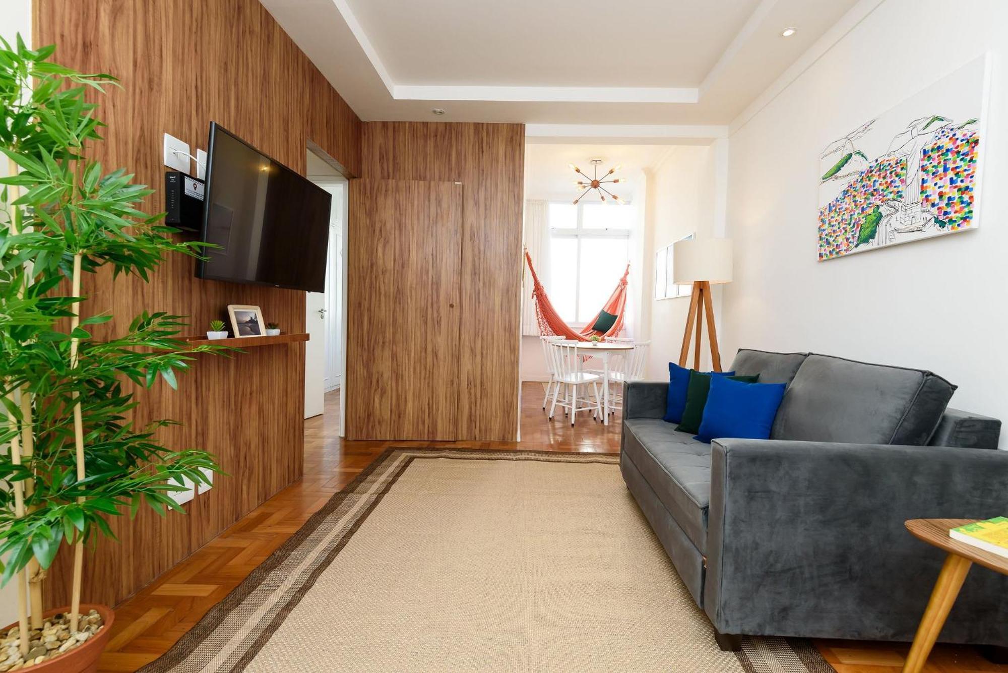 2 Quartos No Leblon A 300m Da | Adp 386/603 Apartamento