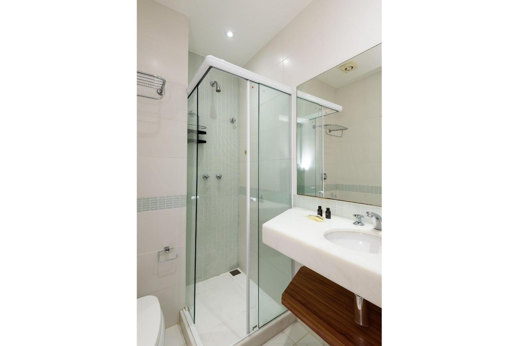 Apartment 2 Quartos No Leblon A 300m Da | Adp 386/603 *